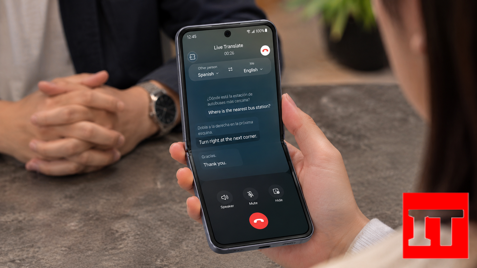 Galaxy AI membantu menerjemahkan percakapan secara real-time